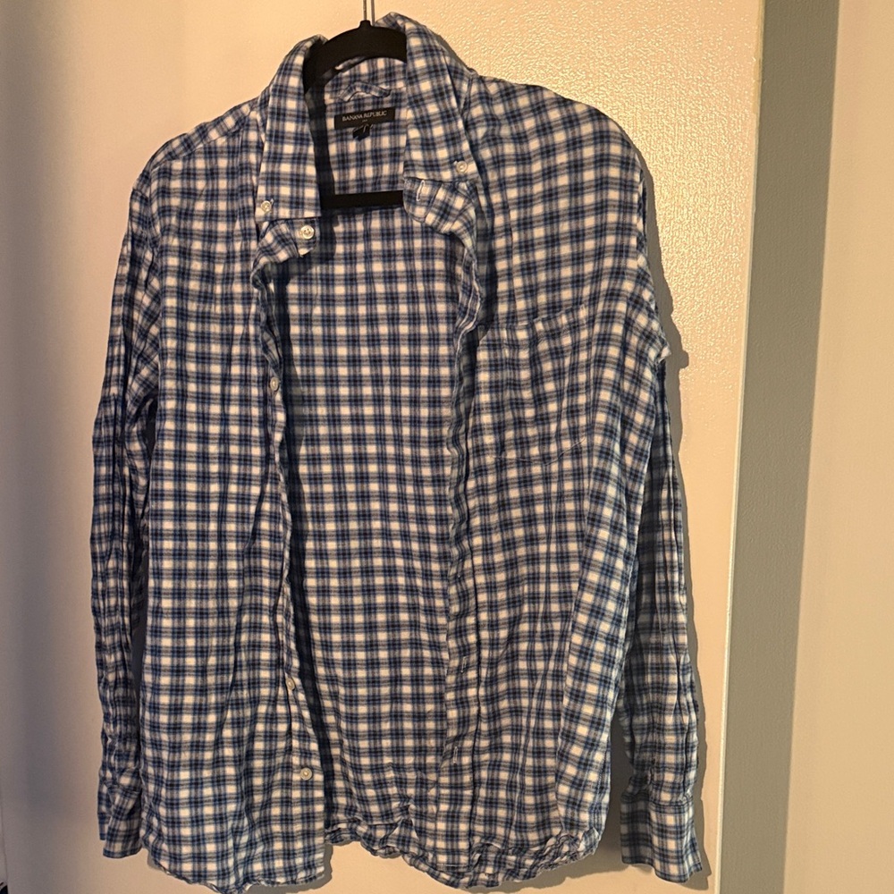 Banana Republic Blue and White Checkered Casual Button Down Shirt